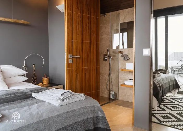 Quaint & Chic Seaside Villa