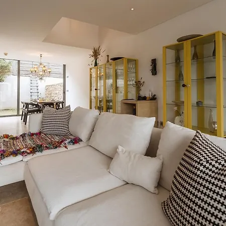 فيلة Quaint & Chic Seaside *