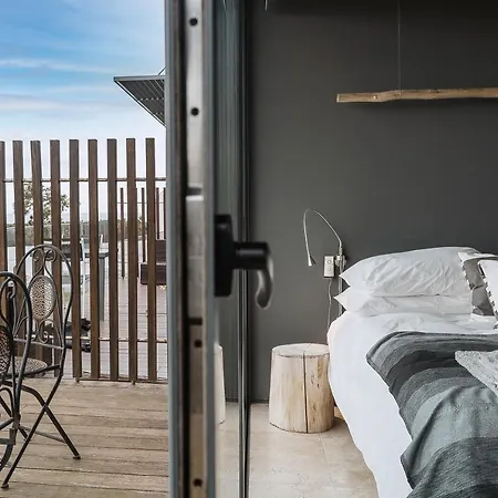 فيلة Quaint & Chic Seaside *